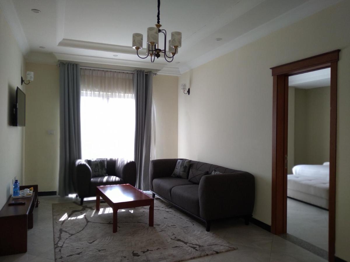 Daisy Hotel Addis Abeba Buitenkant foto