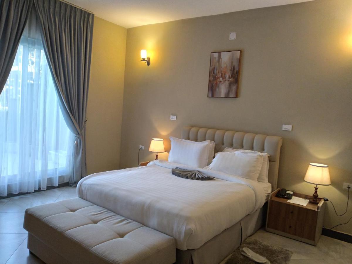 Daisy Hotel Addis Abeba Buitenkant foto